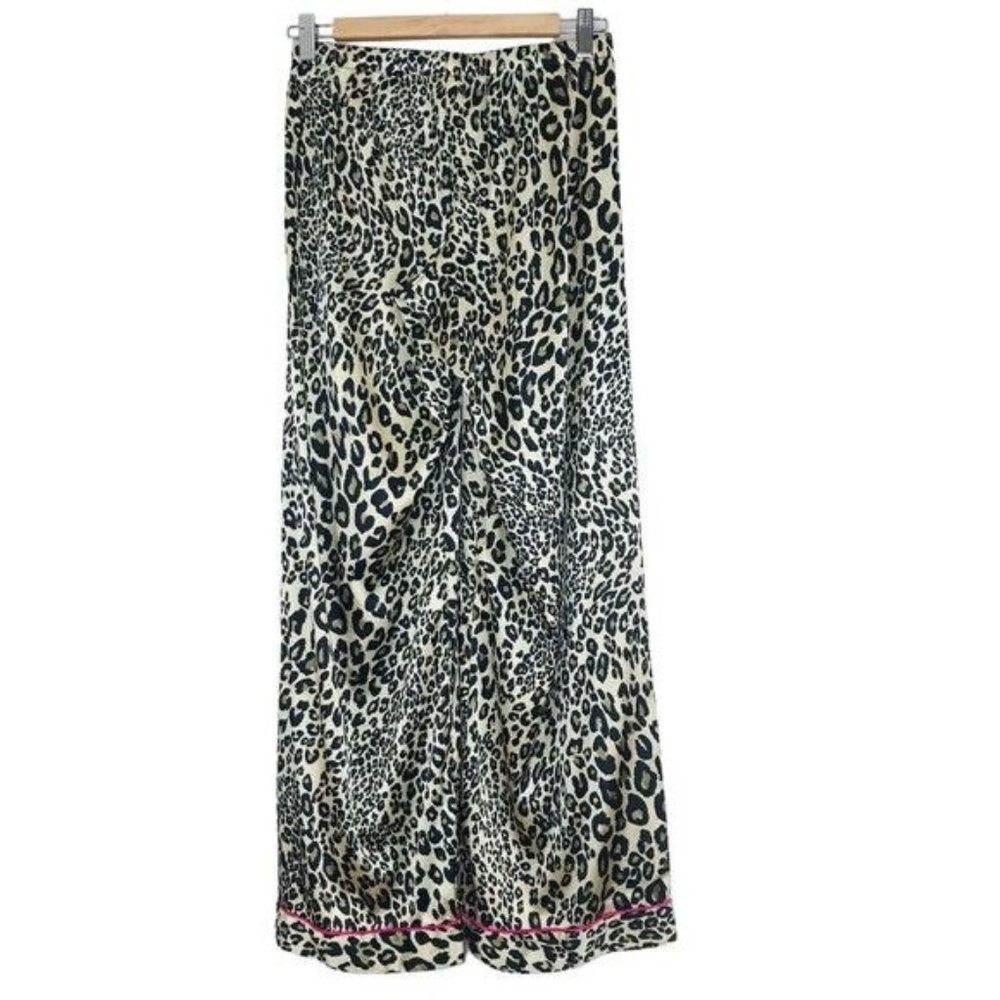 VICTORIA'S SECRET Satin Leopard Print Pants Size X-Small